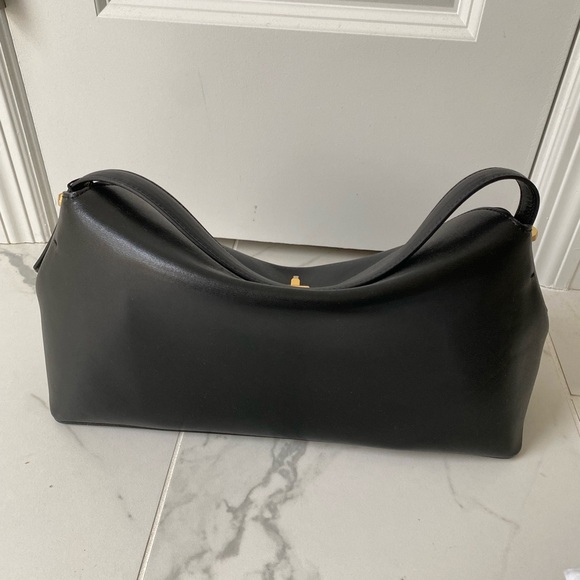 Toteme Large T-Lock leather shoulder bag - Picture 5 of 14